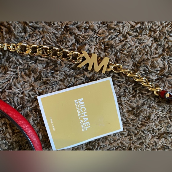 Michale Kors Leather Satchel purse - Picture 5 of 11